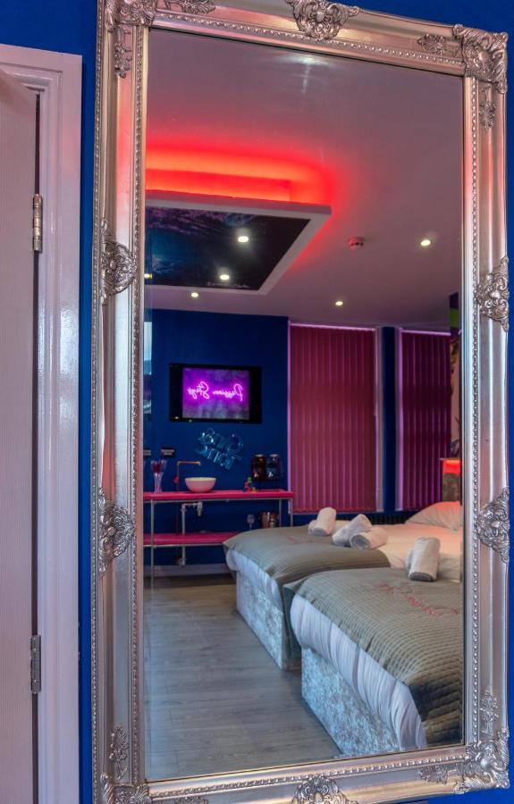 Luxury Apartments Liverpool City Center Exterior photo